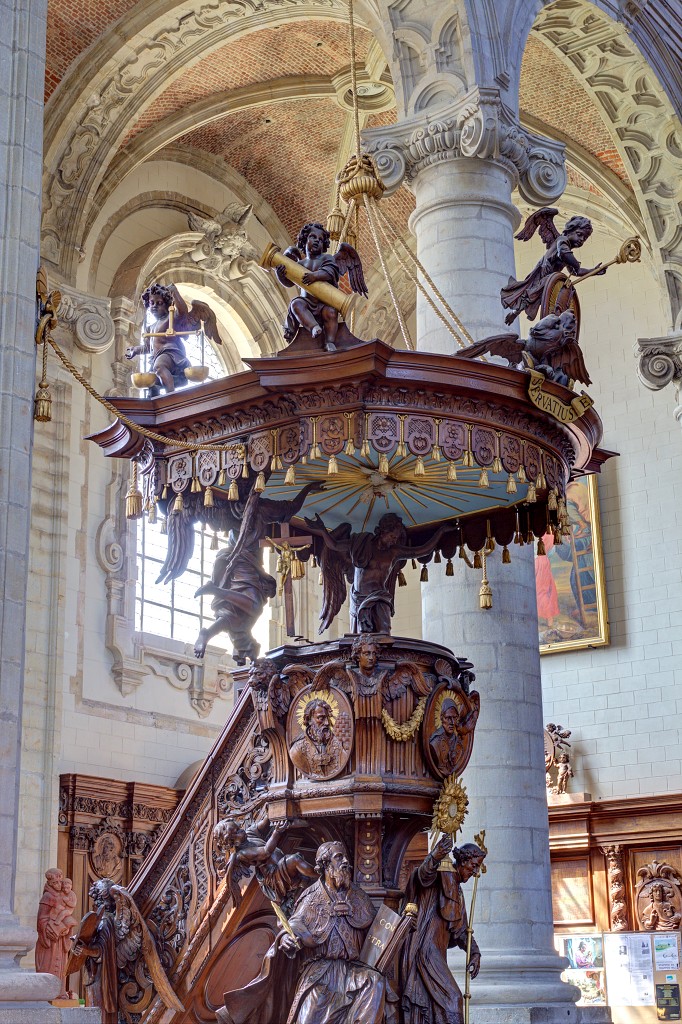 HDR kerkfotografie Sint-Servaasbasiliek Grimbergen basiliek basilica basilique kerk eglise bedevaart rooms katholiek religie religion bedevaartsoord